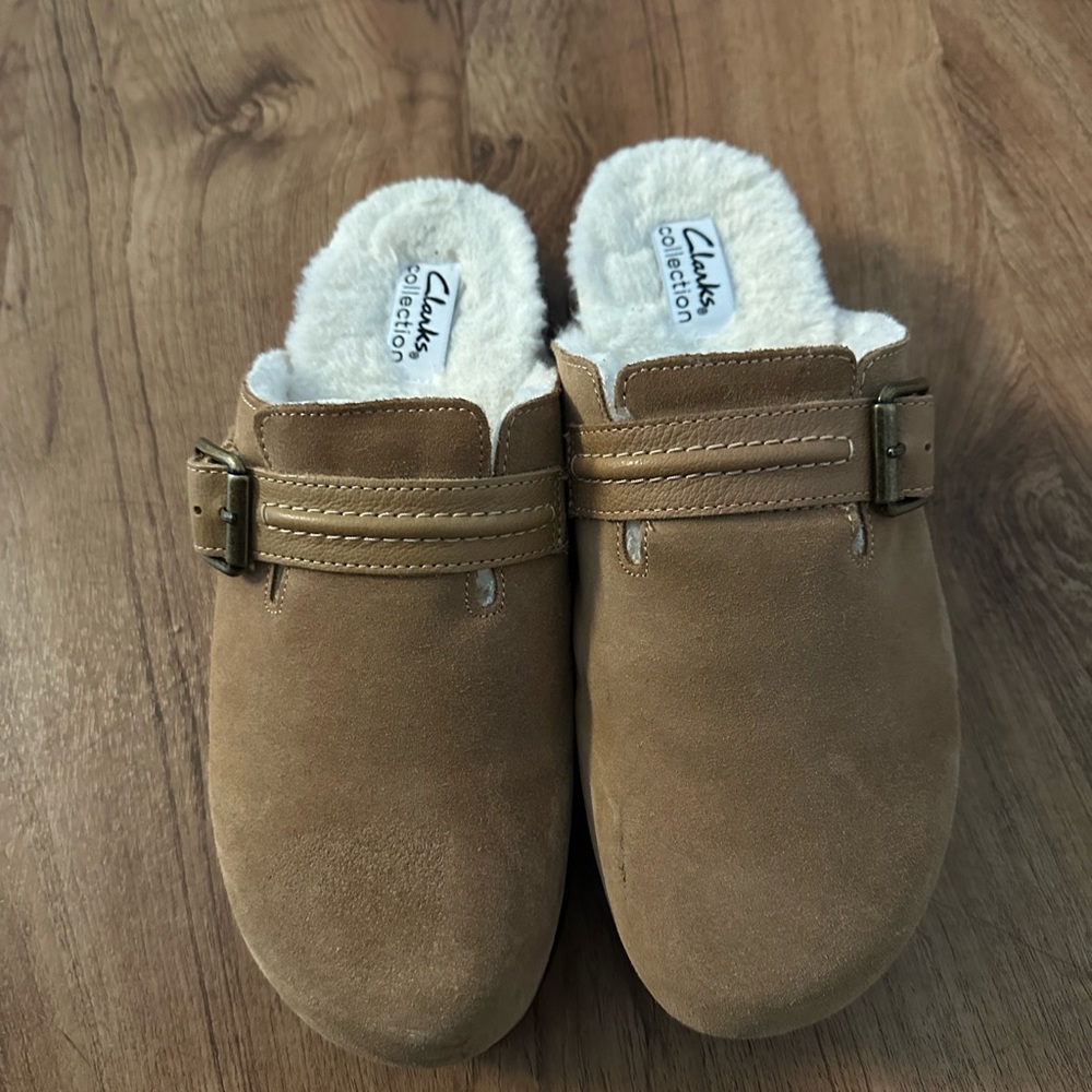 Clark’s Mules/ clogs